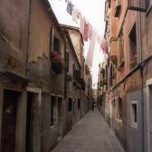 Narrow alleyway
